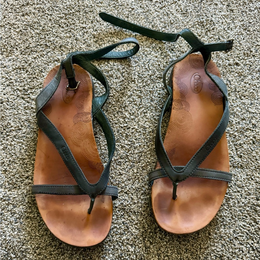 Chaco size 9 women’s strappy leather sandal